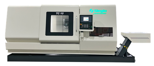 TC10   TC車(chē)銑復(fù)合加工中心擁有更高的靈活性，可一次裝夾實(shí)現(xiàn)完整加工，可5軸聯(lián)動(dòng)地加工復(fù)雜工件。并且可選配第二刀架，兩個(gè)刀架可同時(shí)加工，適用于大中型批量生產(chǎn)。          更高精度和更低加工成本，其更高的附加值整體優(yōu)于萬(wàn)能車(chē)削中心，TC車(chē)銑復(fù)合加工中心是一臺(tái)高生產(chǎn)力機(jī)床。